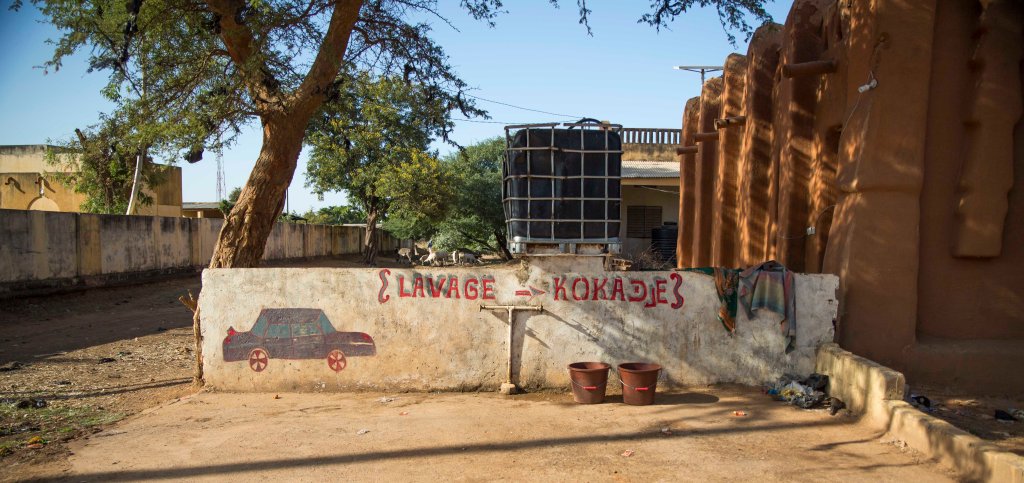 Slow day at the car wash