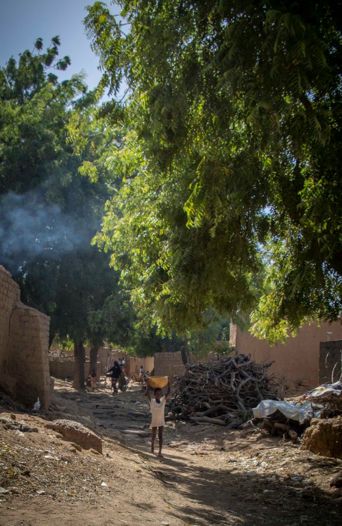 Street scene in Segou-Koro