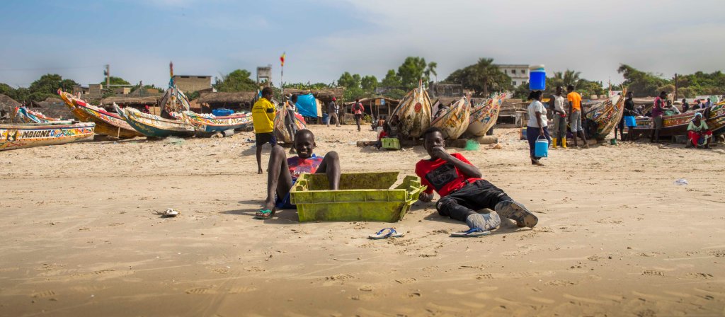 Waiting for the next boat to arrive