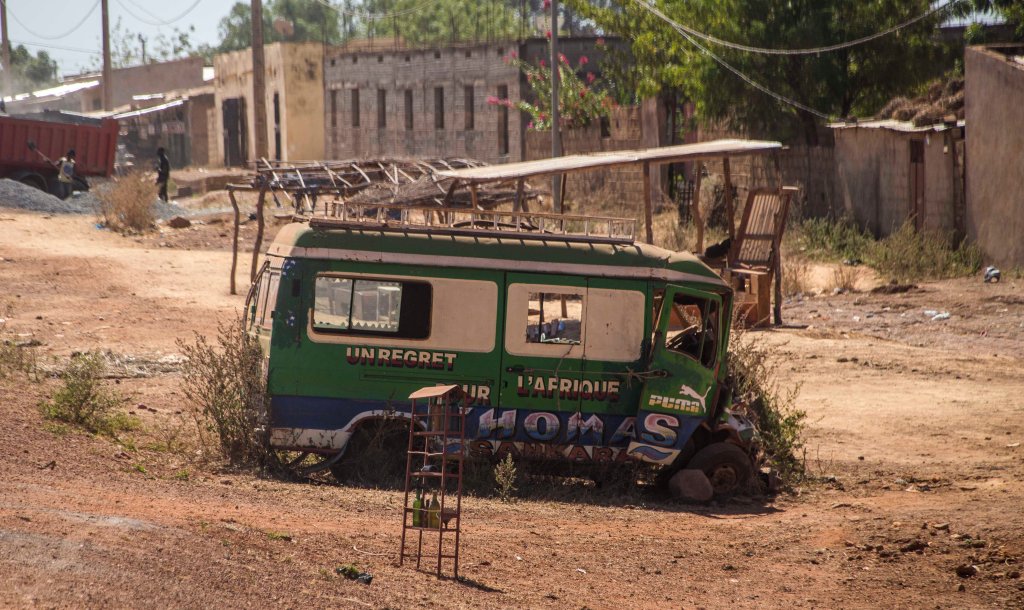 "Un regret" - what was the regret?